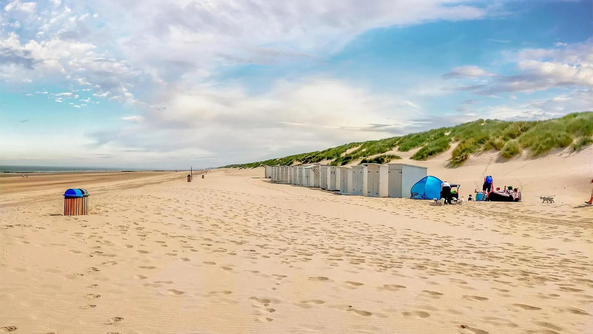 Stunning Apartment In Bredene With Wifi
